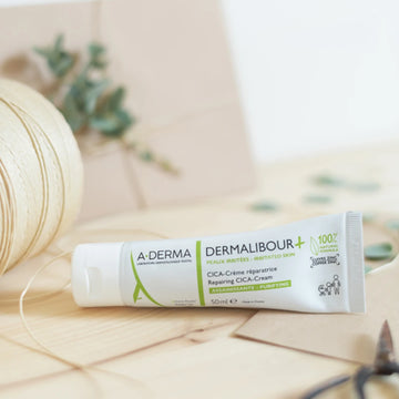 A-Derma Dermalibour+ CICA-Cream απεικόνιση προϊόντος σε φυσικό φως